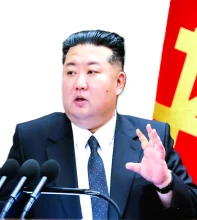 शीर्षक: किम जोङ उनको उपस्थितिमा उत्तर कोरियाद्वारा उन्नत क्षेप्यास्त्र परीक्षण